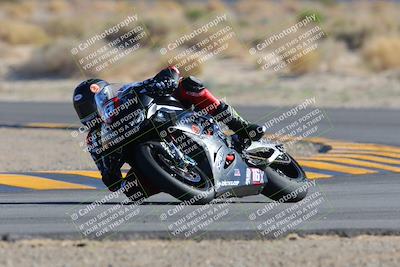 media/Jan-22-2023-CVMA (Sun) [[66d43cdebf]]/Race 11 Stock 1000 Shootout/
